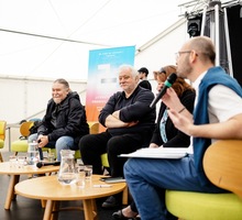 d30.04_RS Debata PIEKNOSMUTNIENIE IMG_1041_Easy-Resize.com