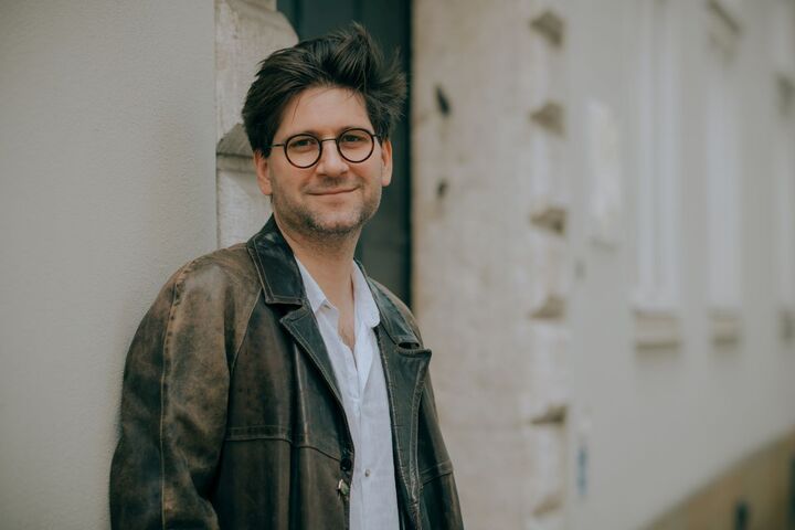 Przeszłość nigdy nie jest zamknięta. Mateusz Pakuła gościem Literatury